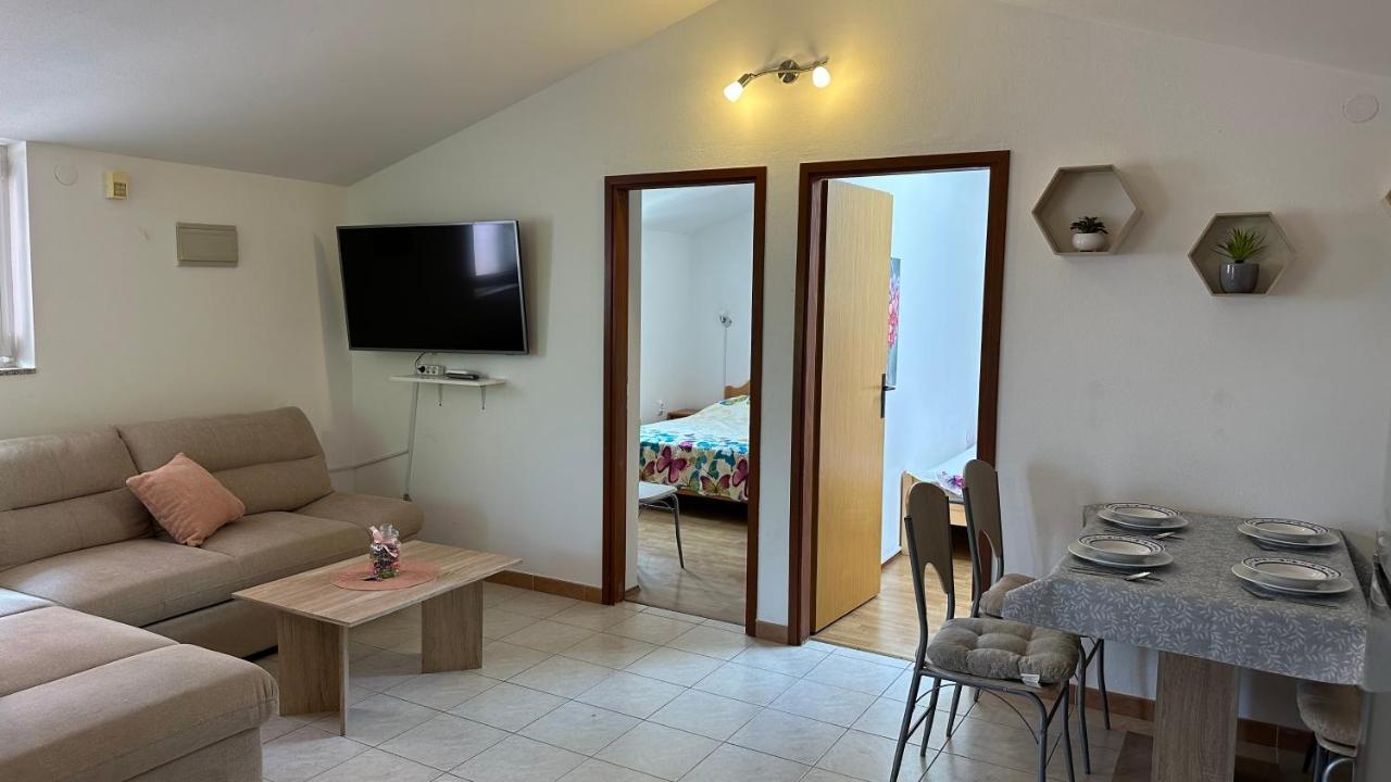 Apartment Murva Premantura Esterno foto