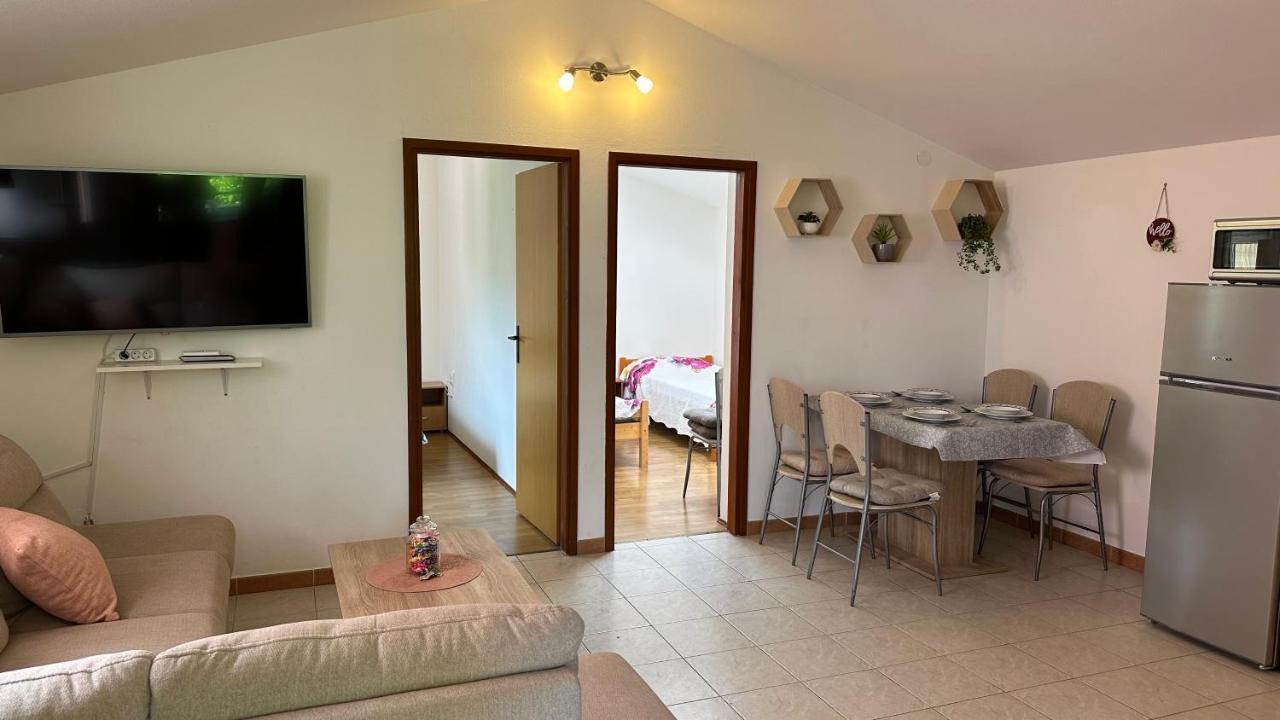 Apartment Murva Premantura Esterno foto